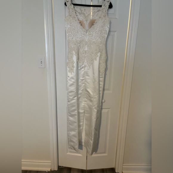 wedding dress - Picture 5 of 10